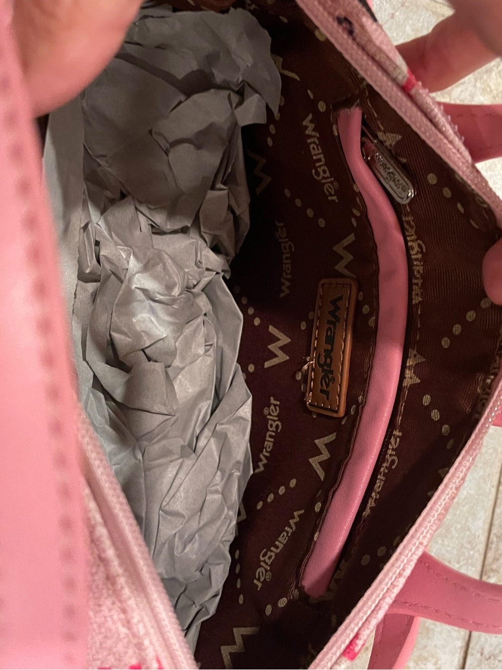 NWT Wrangler Pink Aztec Patterned Crossbody Bag - Picture 4 of 7